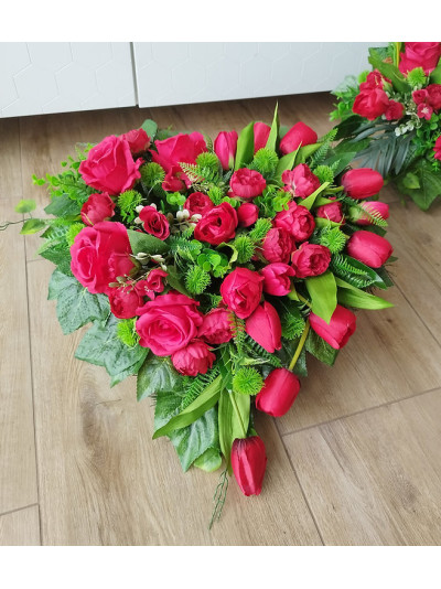 Czerwień tulipany róże komplet nagrobny wiązanka na cmentarz plus bukiet