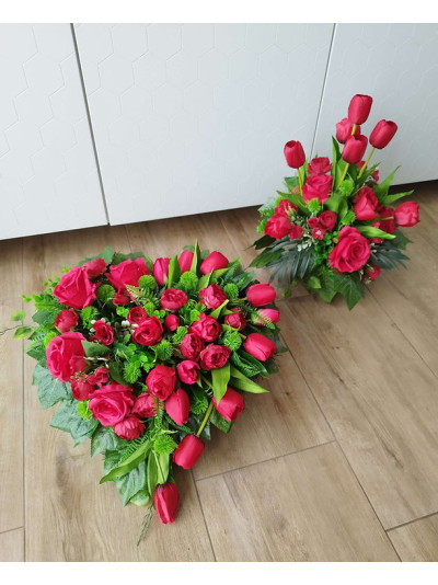 Czerwień tulipany róże komplet nagrobny wiązanka na cmentarz plus bukiet